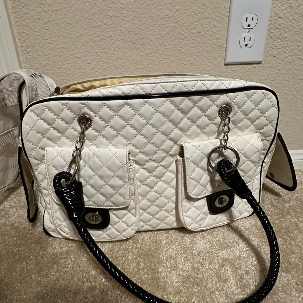 Pet Quilted Handbag